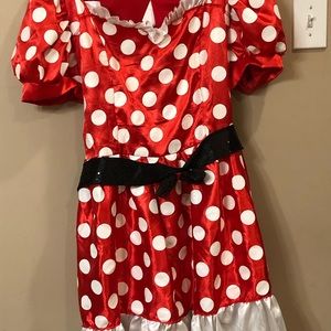Just in time for Halloween!! Minnie Mouse costume!